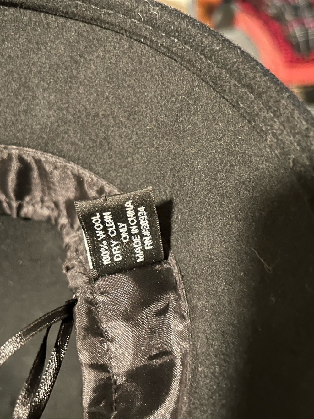 Classic Black Felt Cloche Hat with Leather Trim - Picture 2 of 3